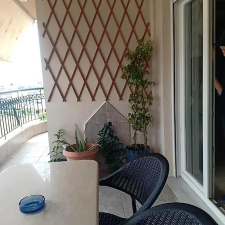 Modern&comfortable Euosmos Appartamento
